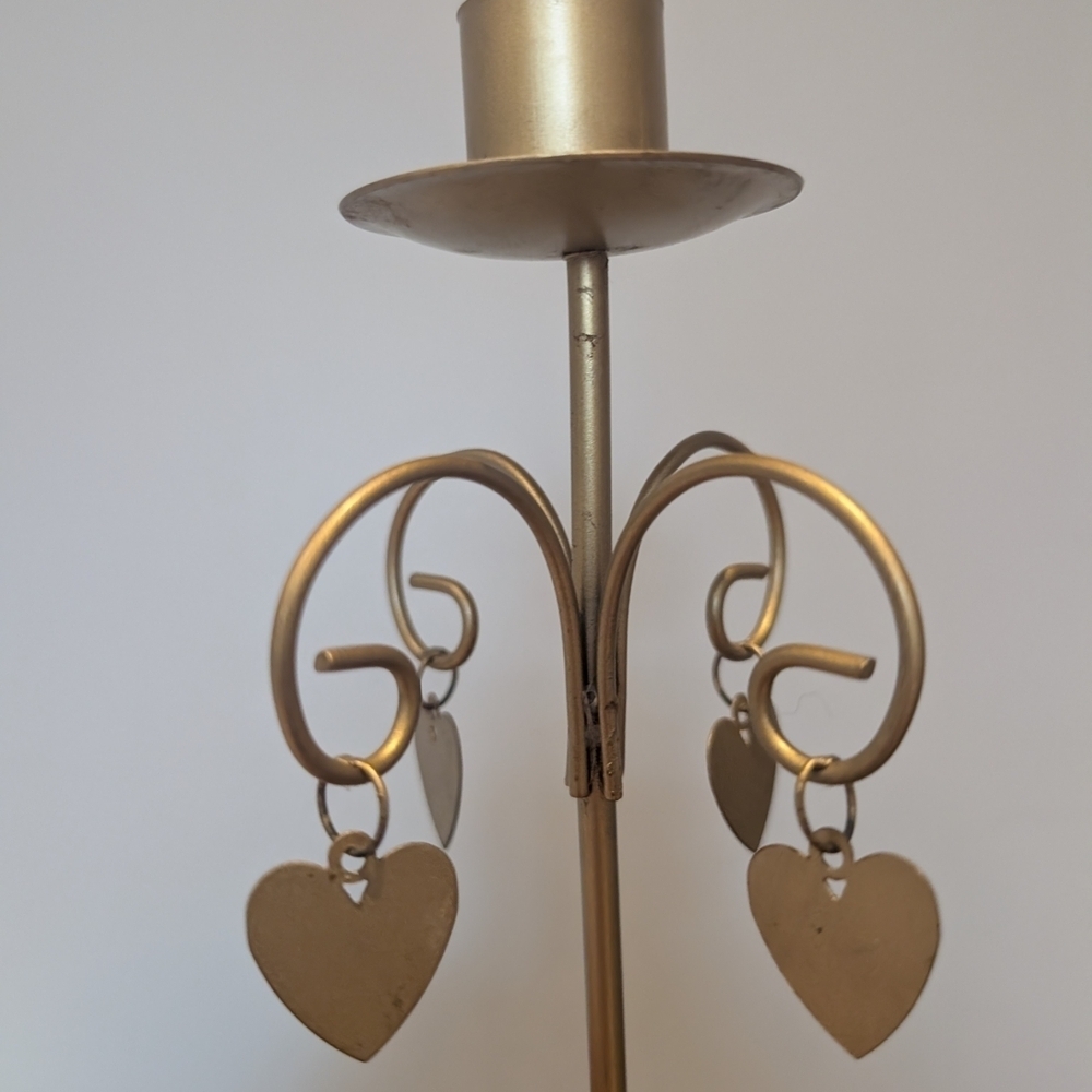 Elegant Gold Heart Candle Holder - Picture 4 of 9